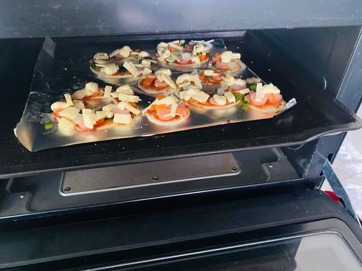 超簡単！あっという間に「クリスマスリースピザ」作り方を見たらすぐに作りたくなる