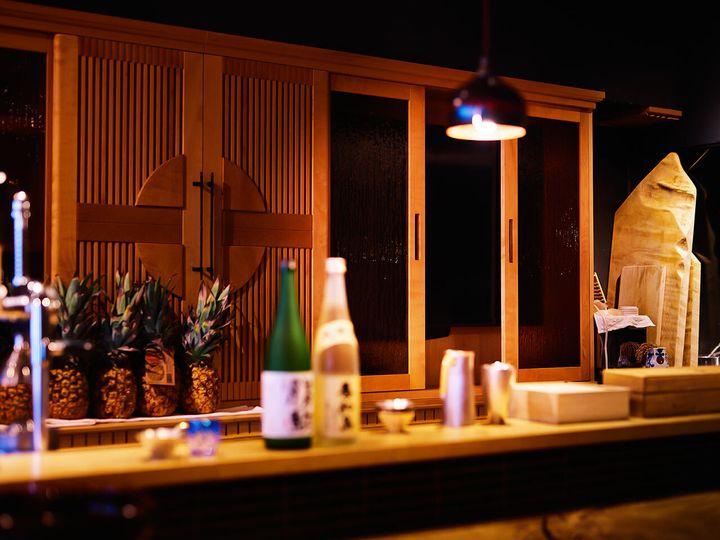 新橋『栃咲き』の内観