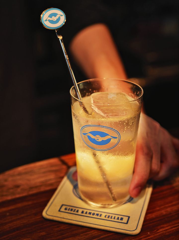 銀座『厨房酒場 カモメセラー』の「３ナンバージントニック＆ジンソニック216」