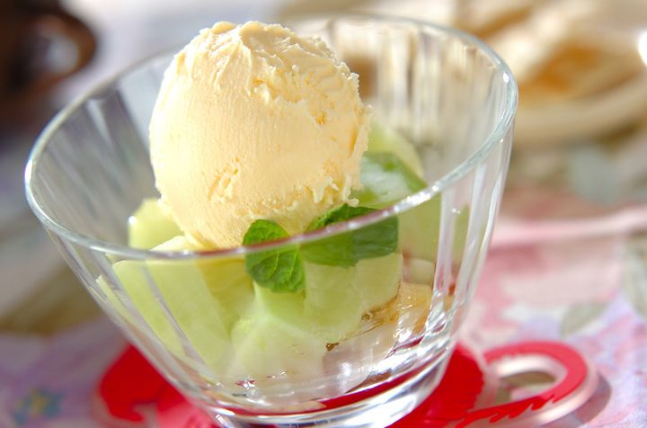 メロンアイスパフェ