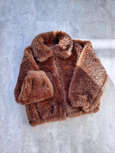 GUGIRLSフラッフィーブルゾンのBROWN