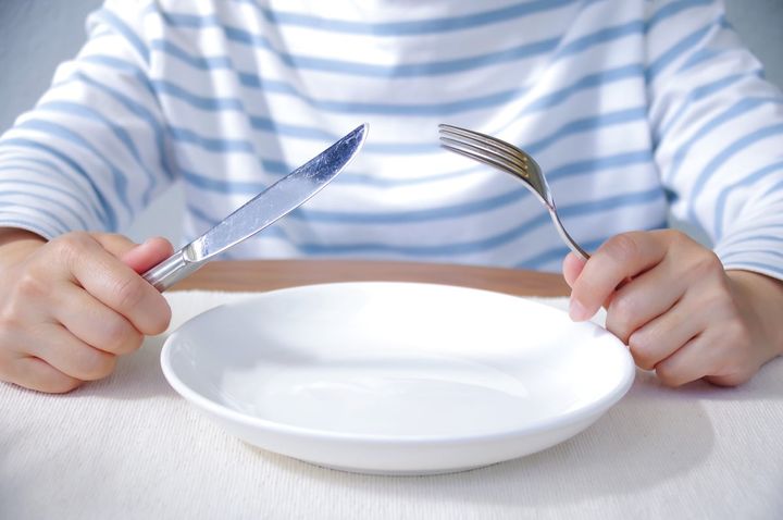 健康診断の10時間目から食事を制限しなければならない理由とは？（画像はイメージ）