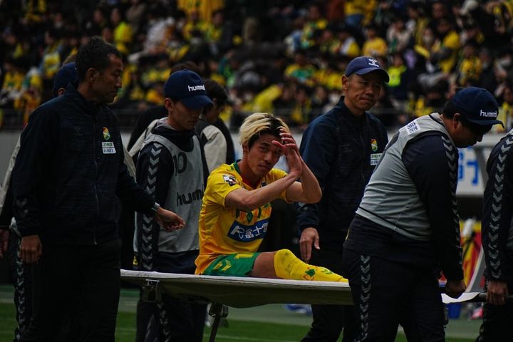 画像1: J2最終節の椿（写真：縄手猟）