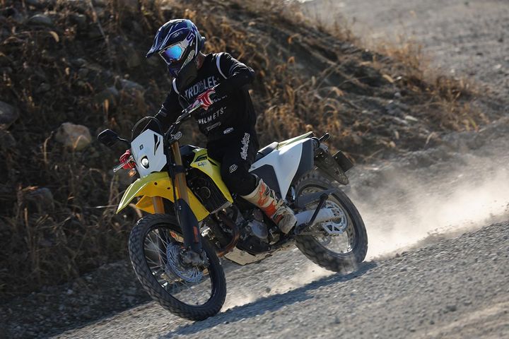 【スズキ DR-Z4S／DR-Z4SM】誰もが楽しめる本格派