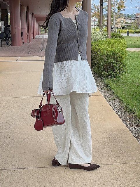 スウェットパンツコーデ4