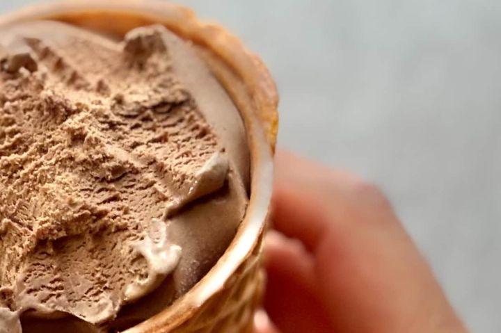 「なんでこんなに最高なんだろう…」【ファミマ限定】アイスは本格派の味