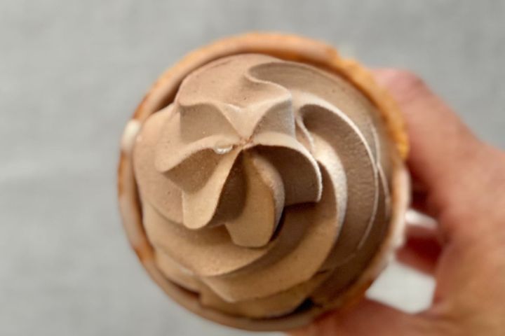 「なんでこんなに最高なんだろう…」【ファミマ限定】アイスは本格派の味