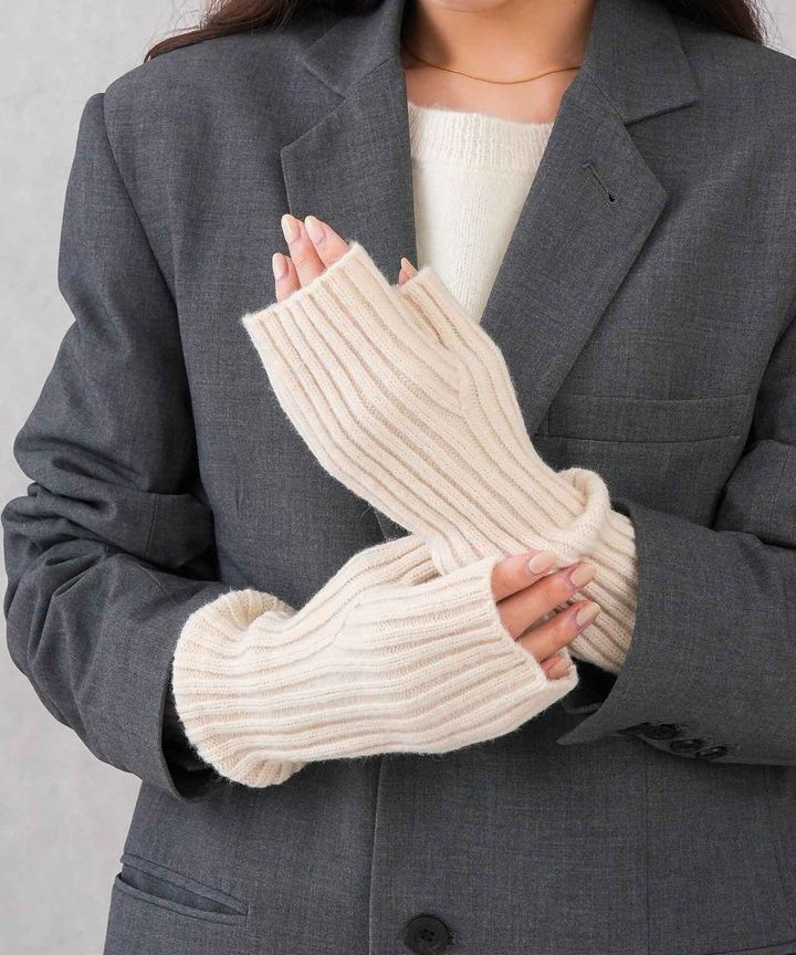 画像2: 出典：3COINS