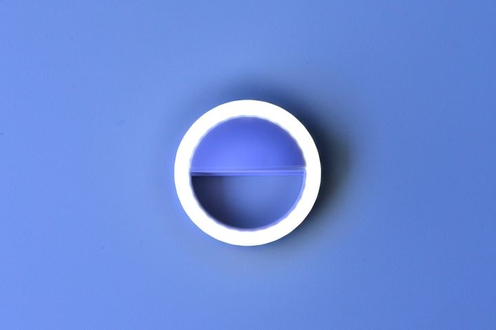 リングライトは100均で売ってる？ダイソー・セリア・キャンドゥを調査