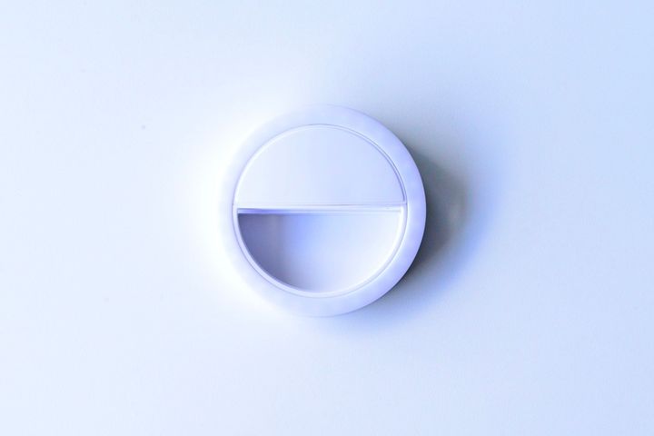 リングライトは100均で売ってる？ダイソー・セリア・キャンドゥを調査