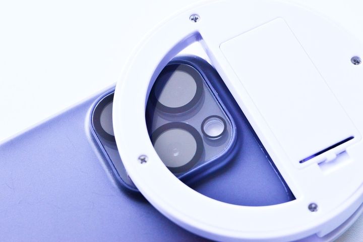 リングライトは100均で売ってる？ダイソー・セリア・キャンドゥを調査