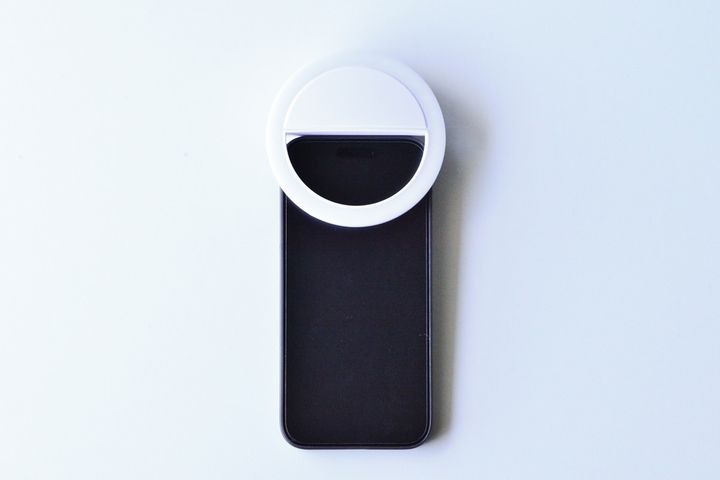 リングライトは100均で売ってる？ダイソー・セリア・キャンドゥを調査