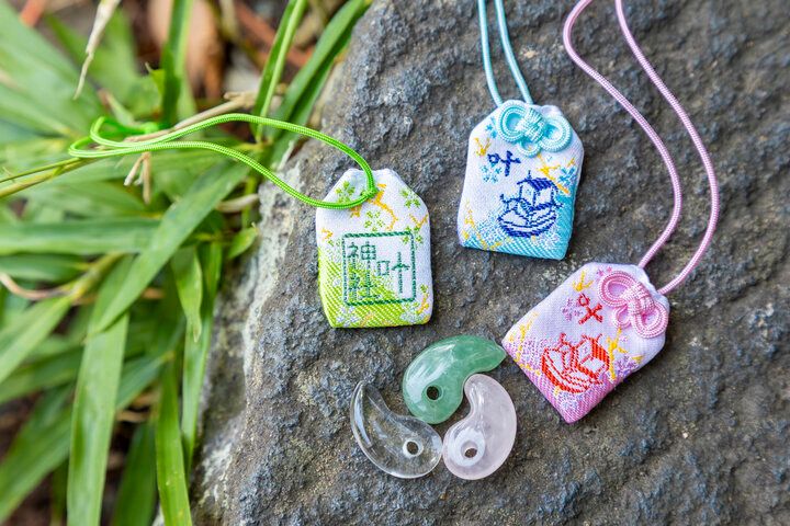 渡し船で移動♪ 良縁を願って三浦半島・浦賀に鎮座する東西の「叶神社」へ参拝を