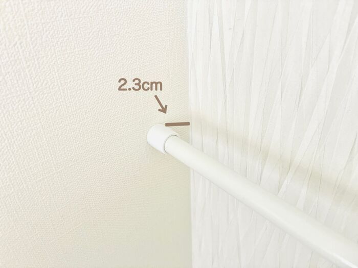 【セリア】ついに『つっぱり棒の相棒』決まりました♡もうS字フックは使いません「便利かつオシャレで…言うことなし！！」