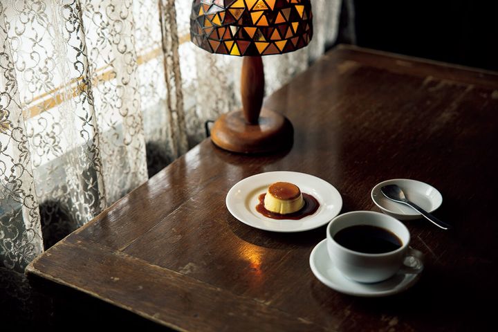 京都〈COFFEE Cattleya〉ホンジュラスのダークロースト、自家製パンナコッタ