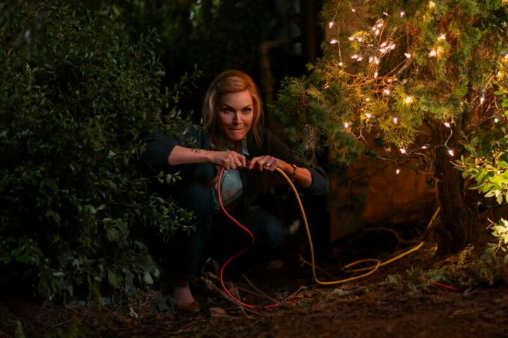 クリスマスの真の功労者、ママに寄り添うハートフル・ムービー『なんて楽しいクリスマス！』© Amazon Content Services LLC