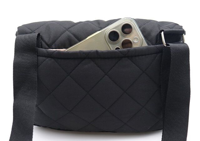 宝島社ムック付録のアジョリーのキルティングショルダーバッグ5