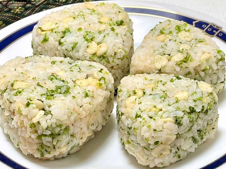 明太子と天かすのおにぎり