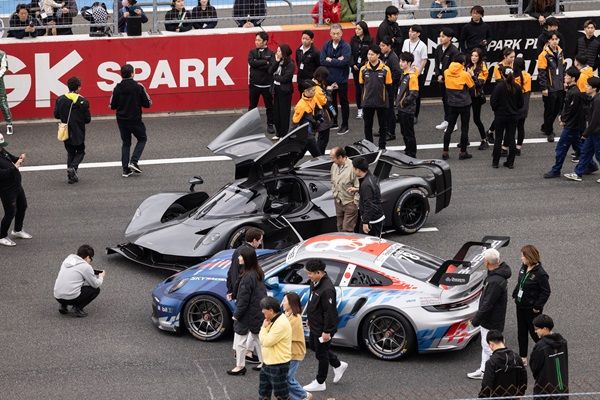 【静岡県小山町】「富士山花火vsスピードウェイ2026」のチケット発売！期間・数量限定の早割チケットも