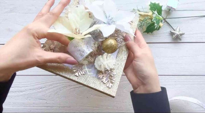 ダイソー┃クリスマスフレームアレンジ