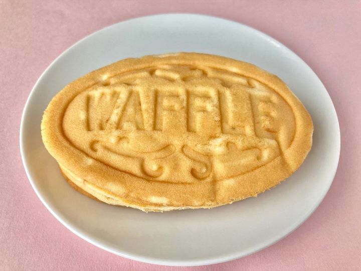 「柔らかくて甘くてウマー！」「安心感ある美味しさ！」【ローソン】コスパも嬉しいふんわりワッフル