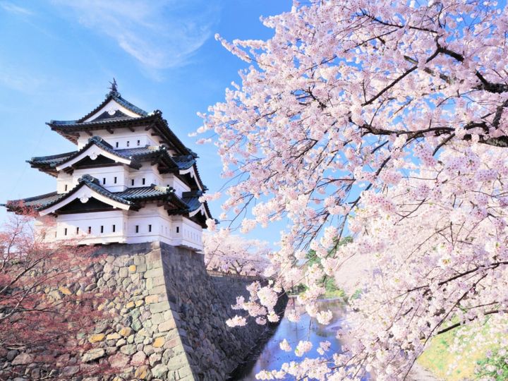 All About ニュース編集部が全国250人を対象に実施した「日本の城に関するアンケート」の調査結果から、絶景だと思う「北海道・東北地方の城」ランキングを発表！ 2位「弘前城（青森県）」を抑えた1位は？