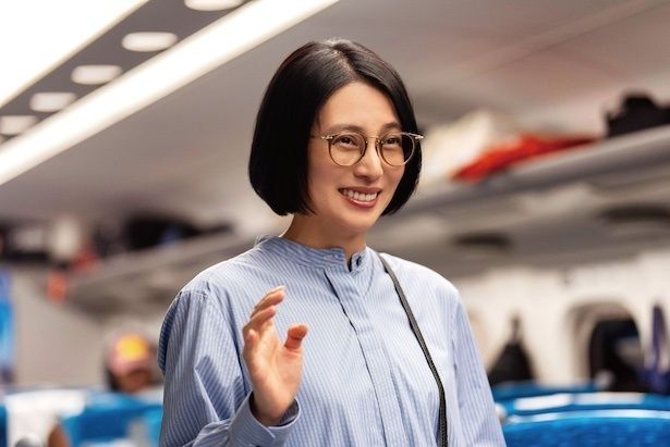 マイペースで自分勝手な兄に幼いころから振り回されてきた主人公・理子(柴咲コウ) (C)2025「兄を持ち運べるサイズに」製作委員会