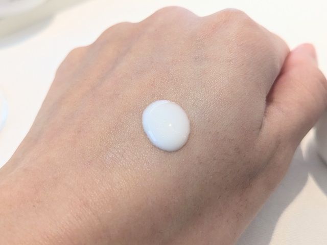 ジェノプティクス アドバンスド スポット エッセンスの写真