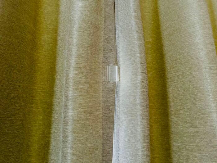 【セリア】部屋が冷えるときは！存在感のない『透明クリップ』に注目→今買っておきたい寒さ対策品でした♪