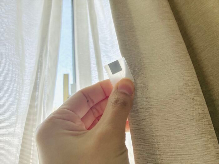 【セリア】部屋が冷えるときは！存在感のない『透明クリップ』に注目→今買っておきたい寒さ対策品でした♪