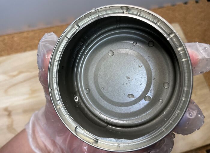 『ツナ缶の油』が放置でピカピカに！？汚れもニオイも全部消えた〈100均アイテム〉の正体♡