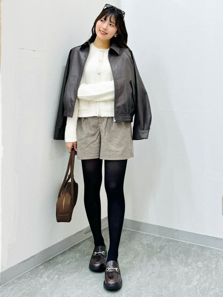 画像2: 出典：GU