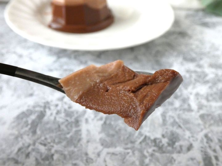 濃厚ショコラがやみつきになる！ヘルシースイーツ「ショコラ 胡麻どうふ」