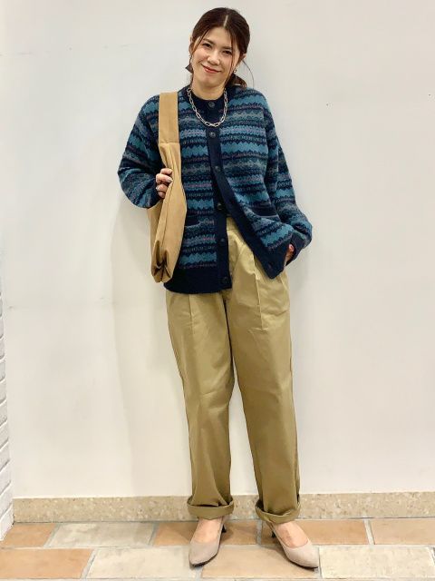 【GU】にんじんのような美シルエット！ きれいめチノパンツ