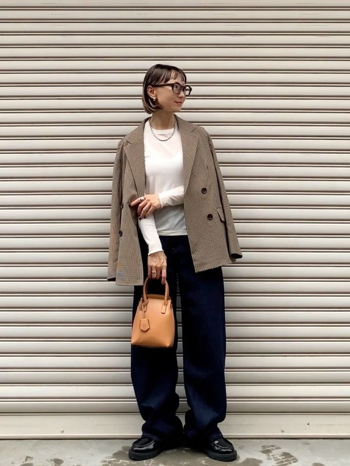 【ユニクロ】脚のラインを拾わないカーブシルエット