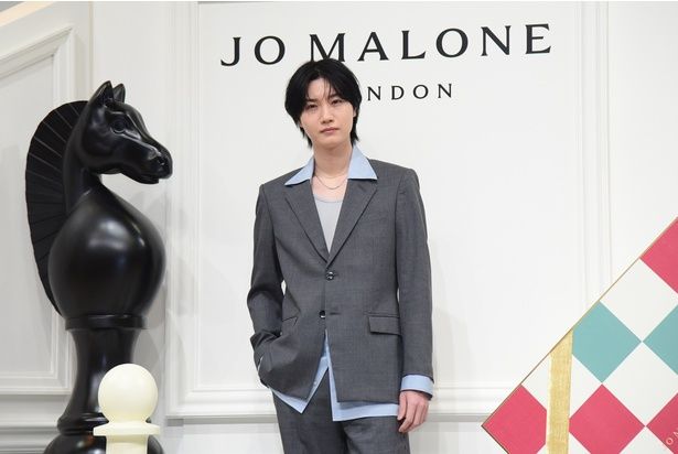 「“Fun and Games” Pop-Up Event」フォトコールに登壇した桜田通さん 撮影：ソムタム田井
