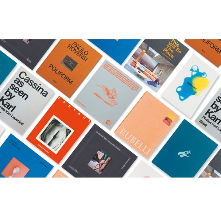 イタリアの企業がアーティストや写真家と共に本を制作してきた歴史を紹介する「Marchette」のコーナーも。