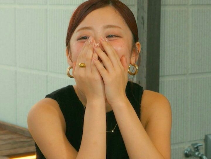 【写真・画像】失恋したばかりの22歳元アイドル、おめかしして速攻新しい恋に「可愛いね」と言われ喜び爆発 1枚目