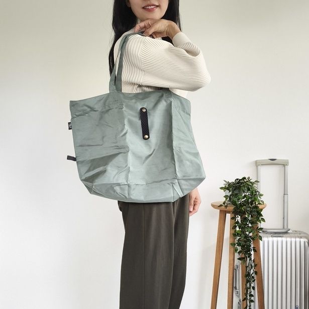 耐久性にすぐれたアップサイクルエコバッグ