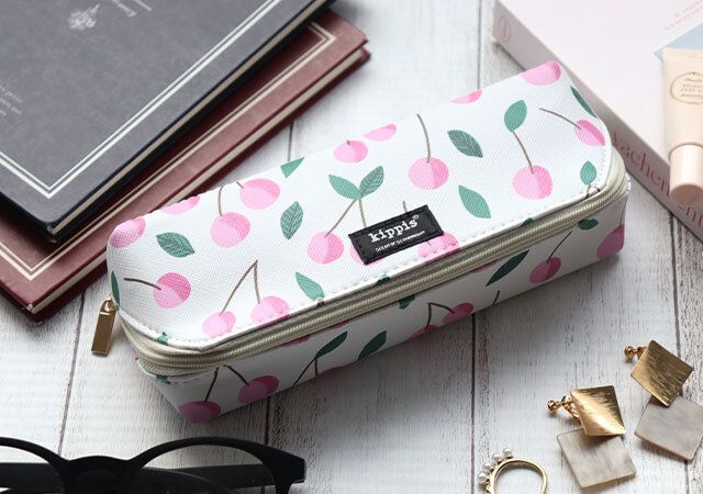 kippis[キッピス]メガネ・アクセサリー・コスメetc.コンパクトだけどたっぷり入る！収納上手なマルチケース