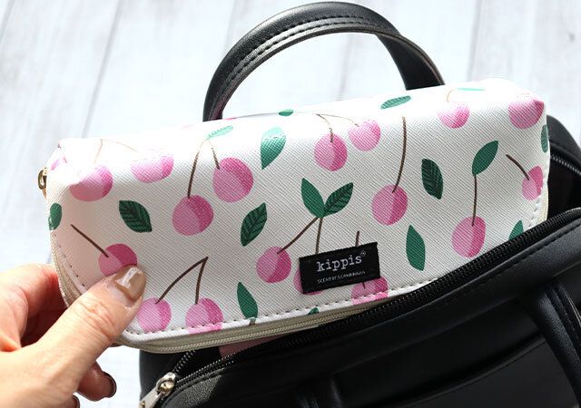 『素敵なあの人』2月号の付録はkippisの超優秀マルチケースバッグにIN