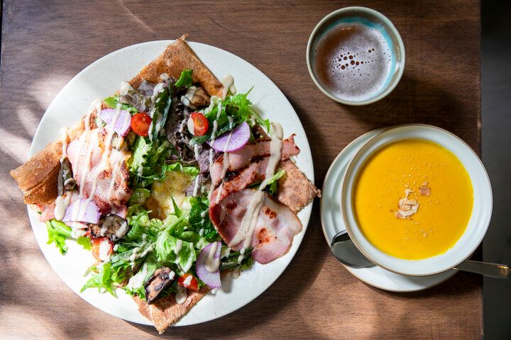 鎌倉で自分へのご褒美時間♪住宅街の落ち着いたカフェ「Loudia」で味わうガレット