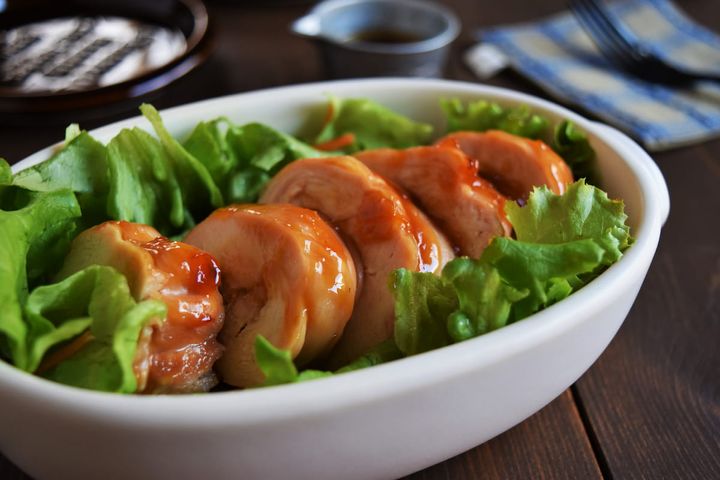 松本ゆうみ（ゆーママ）さんの「スペアリブ風チキンロール」レシピ 完成写真