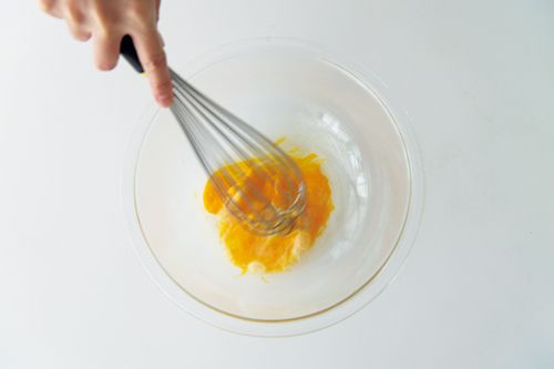 ホットケーキミックスで絵本『ドーナツペンタくん』のかんたんドーナツを作ろう！ チョコレートデコレーションのアレンジもご紹介♪の画像2