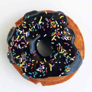 ホットケーキミックスで絵本『ドーナツペンタくん』のかんたんドーナツを作ろう！ チョコレートデコレーションのアレンジもご紹介♪の画像12