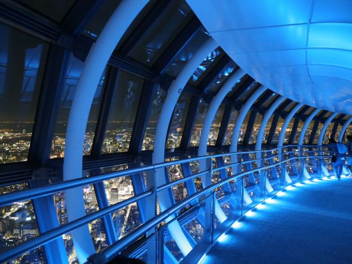 All About ニュース編集部が全国250人を対象に実施した夜景スポットに関するアンケートの調査結果から、好き＆行ってみたい「東京都の夜景スポット」ランキングを発表！ 2位「東京スカイツリー 天望回廊」を抑えた1位は？