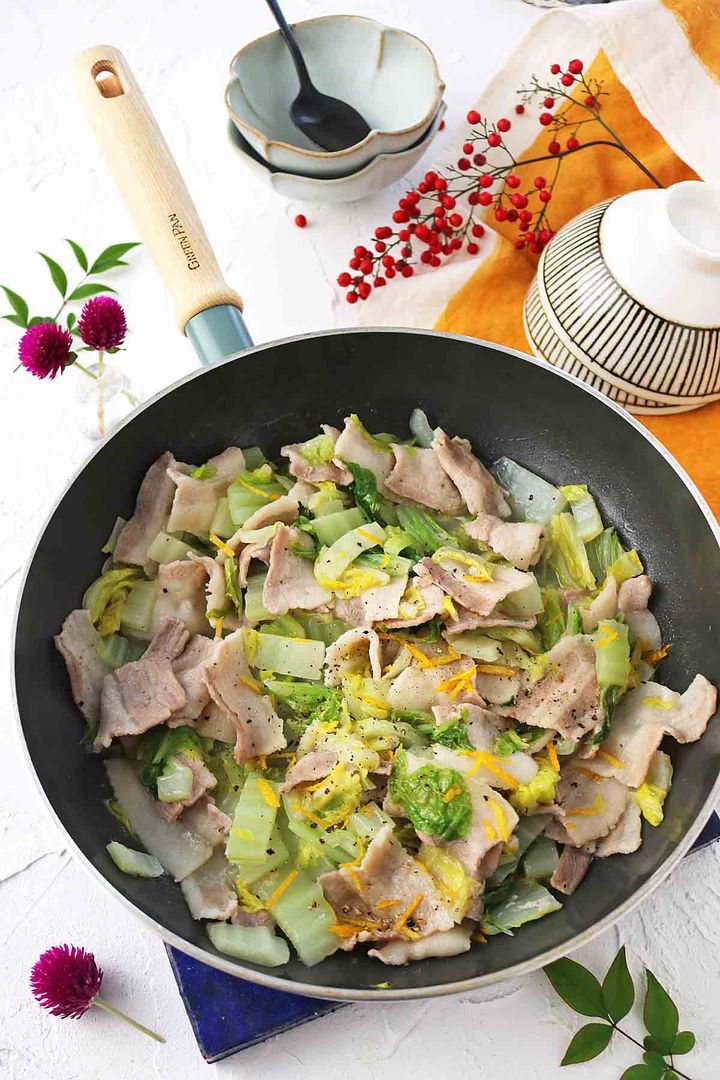 豚バラ白菜の塩バター煮１