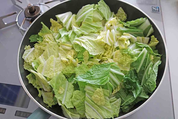 豚バラ白菜の塩バター煮７