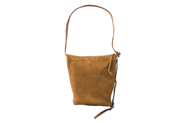 〈ロエベ〉のバケットバッグ