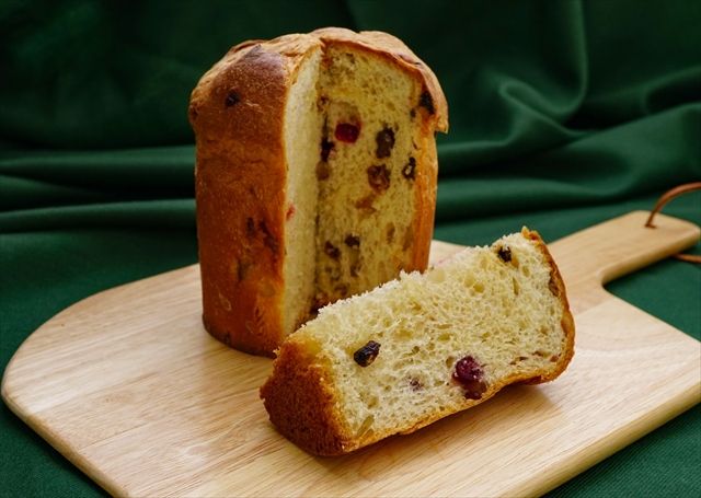 成城石井自家製 5種ドライフルーツのパネトーネ 